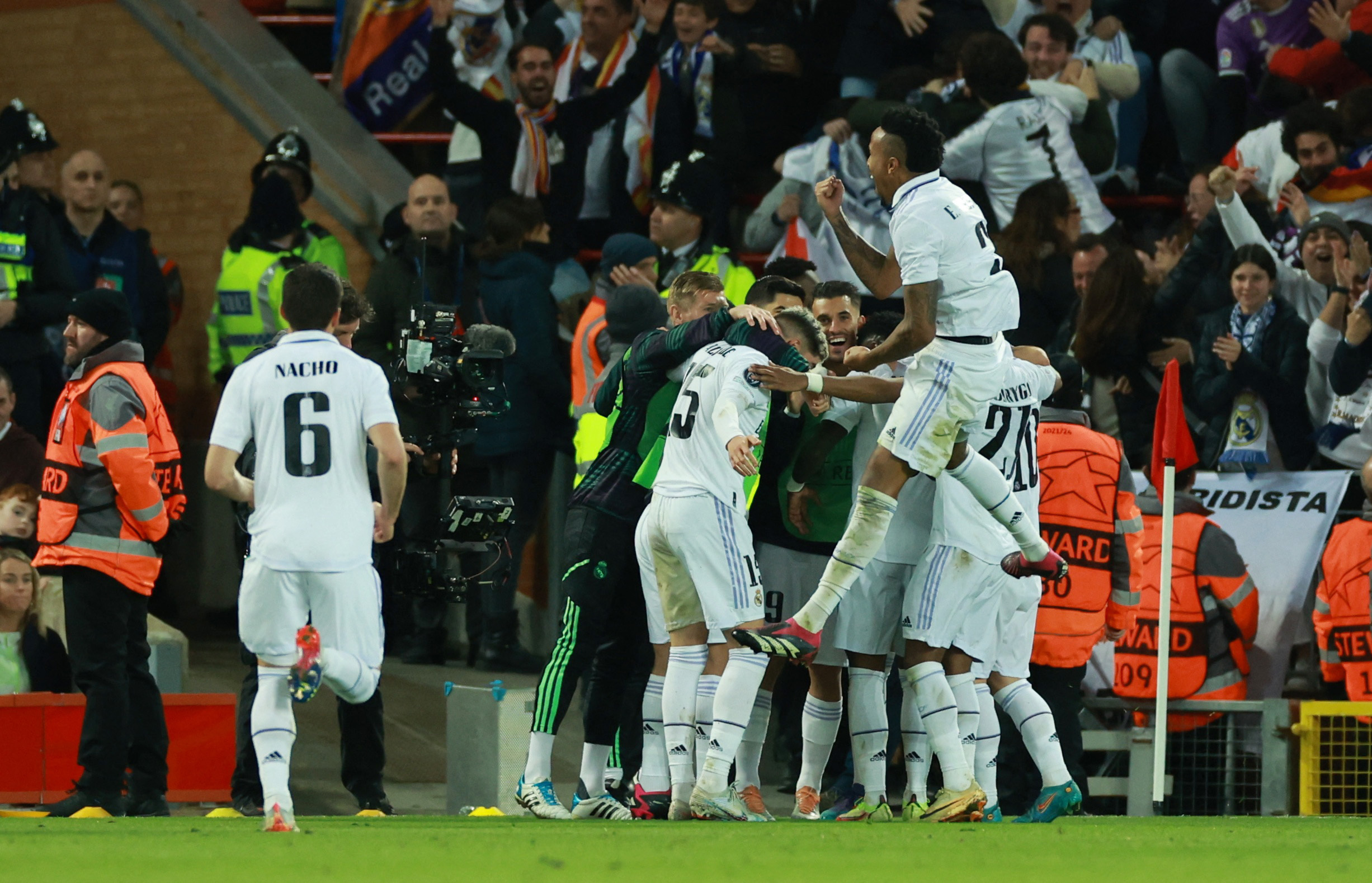 Read more about the article Real Madrid Madrid thrash Liverpool through a strong comeback